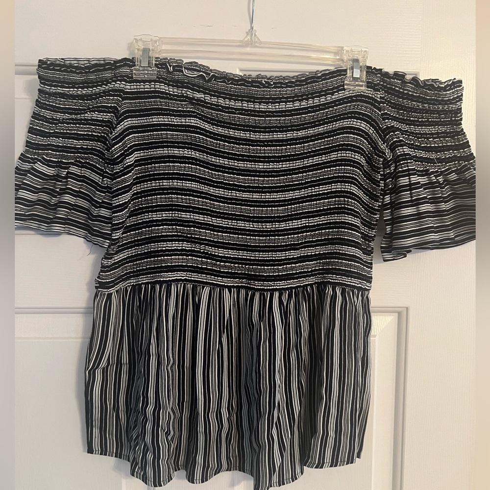 Stripe print off the shoulder mock blouse!